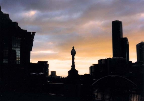  Melbourne skyline with lampost, Australia